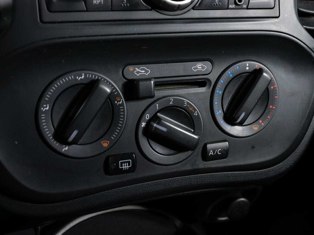 Б/У Ниссан Жук 2014 года. Фото: #14