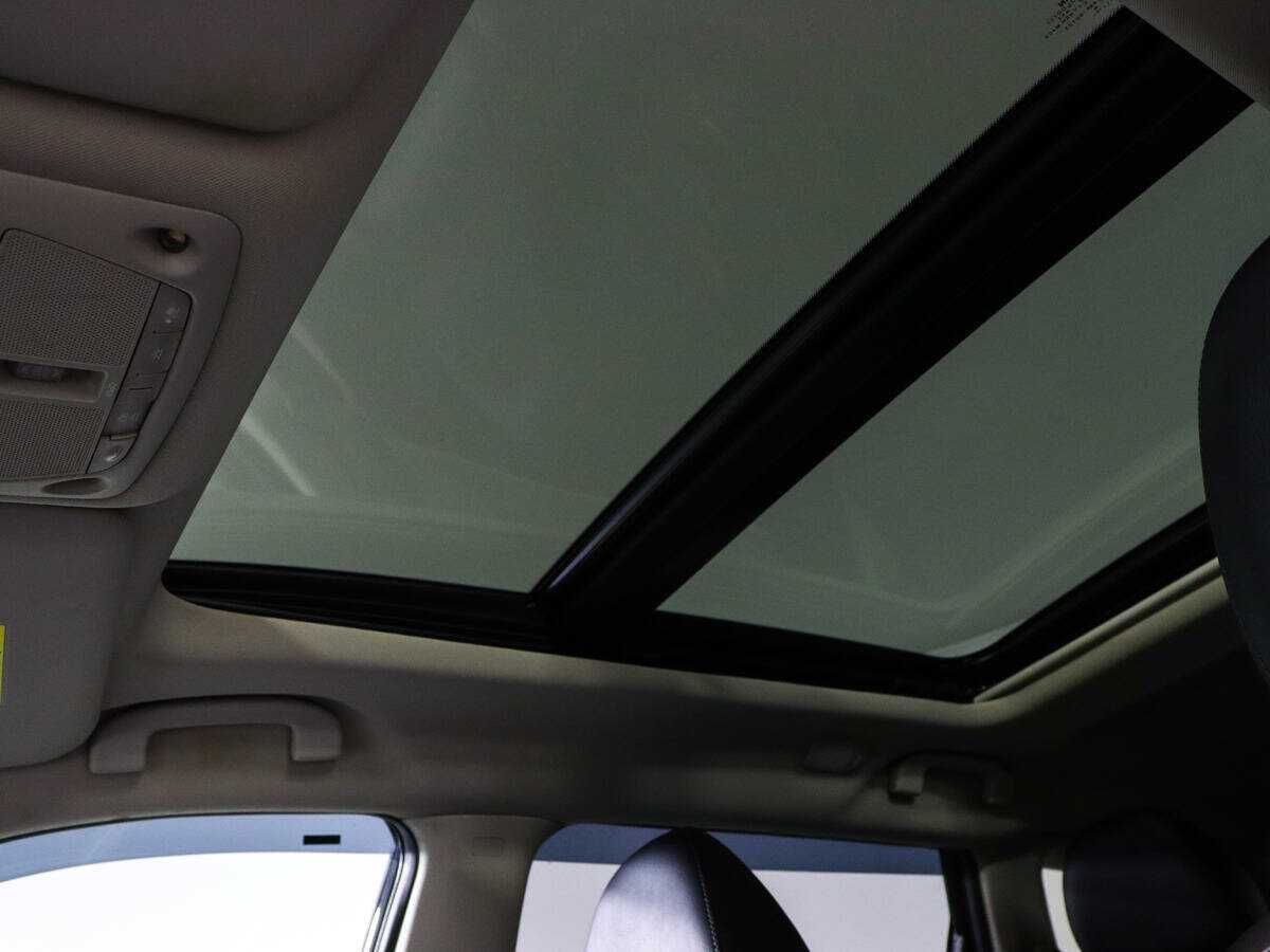 Б/У Ниссан Икс-Трейл 2015 года. Фото: #17