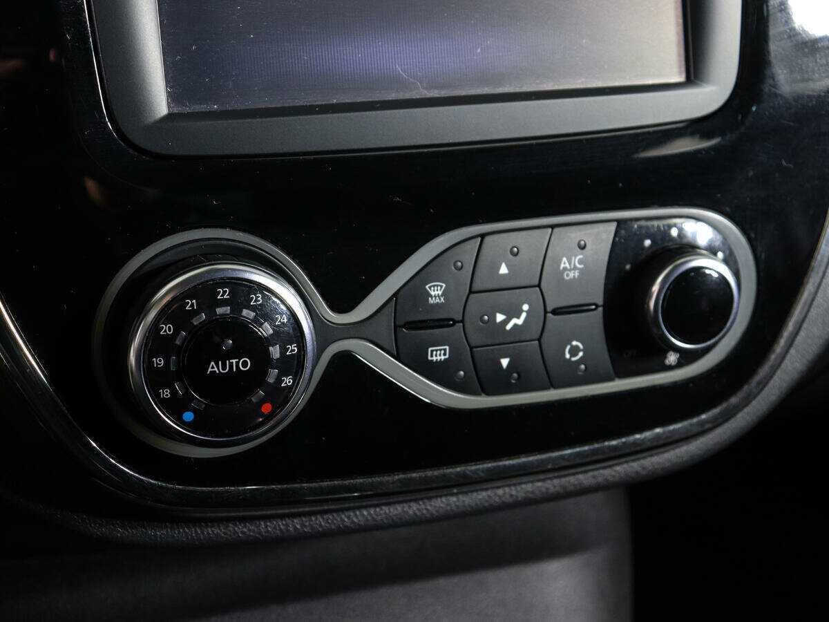 Б/У Рено Каптюр 2018 года. Фото: #18