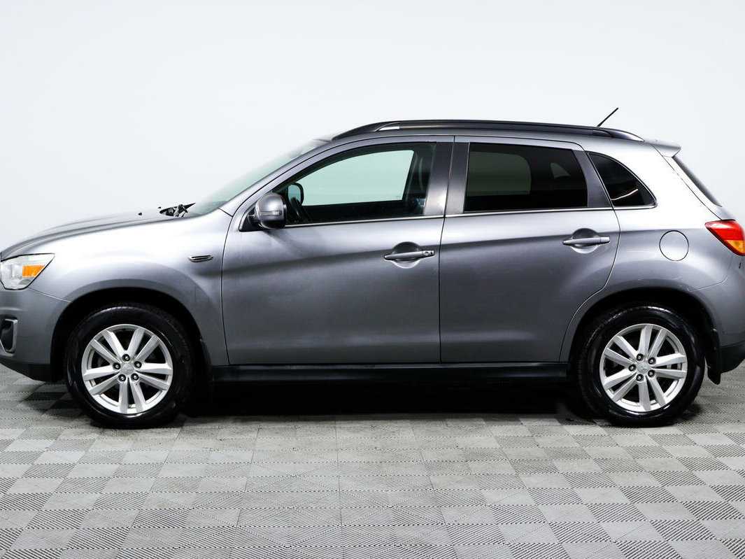 Б/У Митсубиши АС-Икс 2013 года. Фото: #7