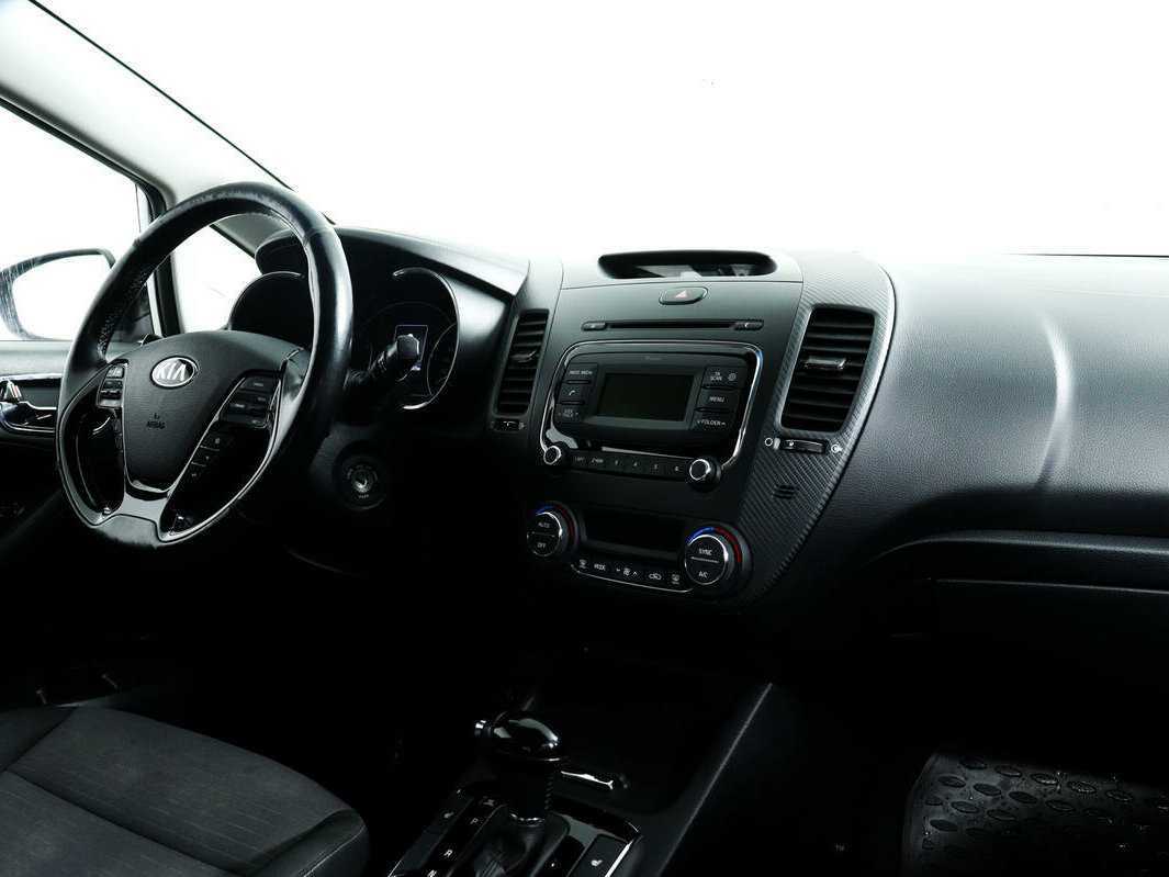 Б/У Киа Церато 2018 года. Фото: #8