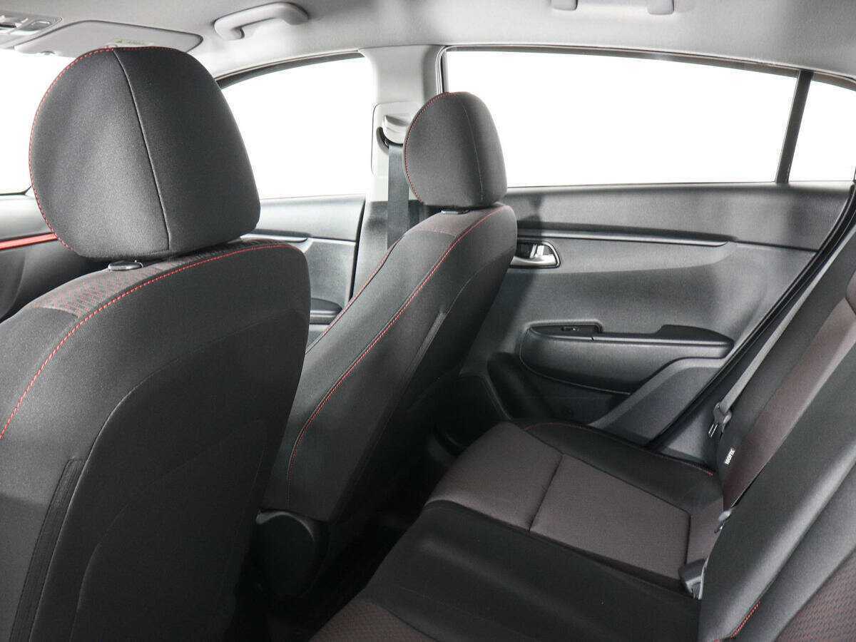 Б/У Киа Рио 2021 года. Фото: #11