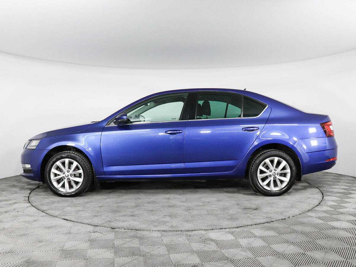 Б/У Шкода Октавия 2018 года. Фото: #7