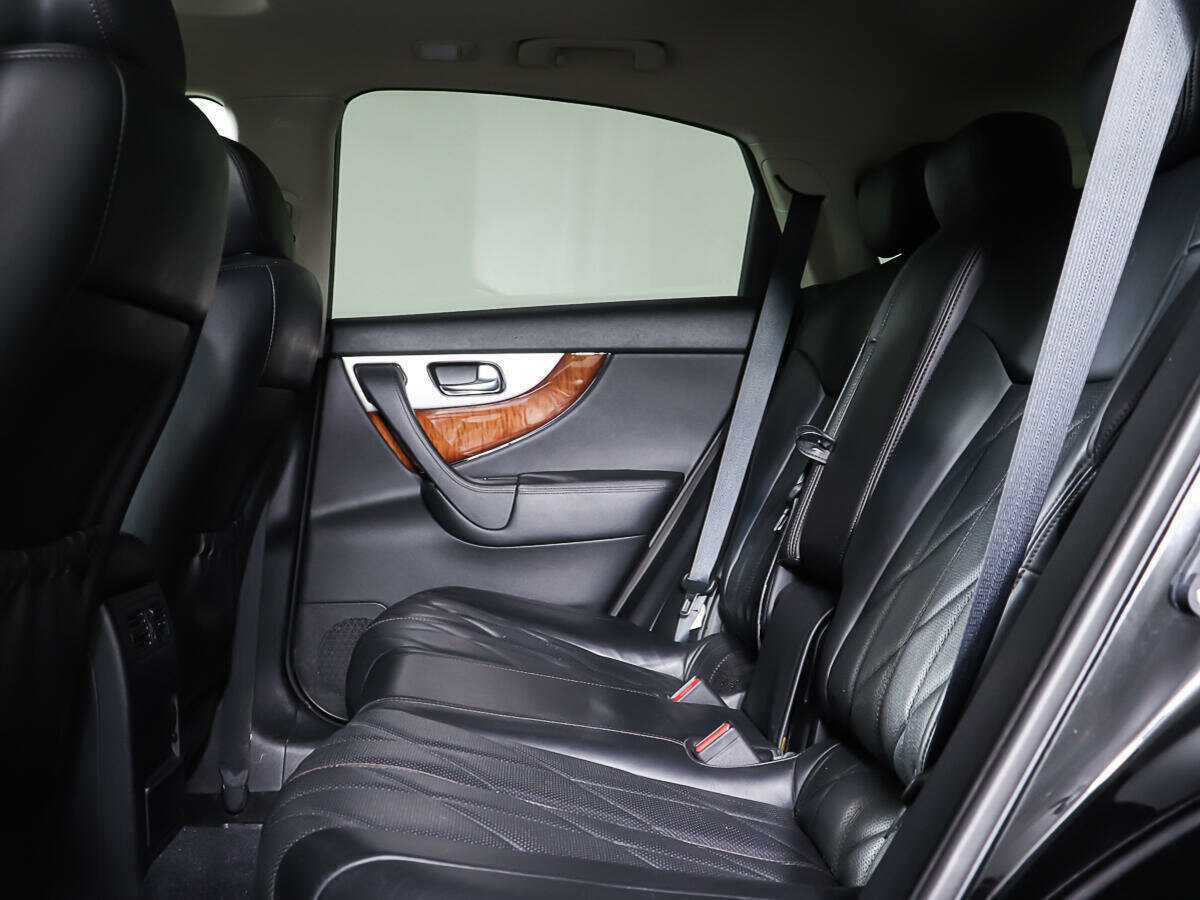 Infiniti FX 2013 года с пробегом. Фото: #9