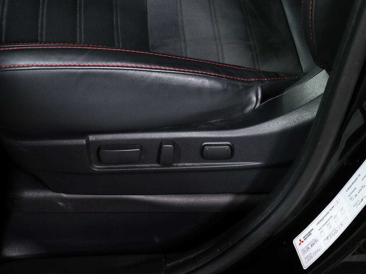 Mitsubishi Outlander 2020 года с пробегом. Фото: #16