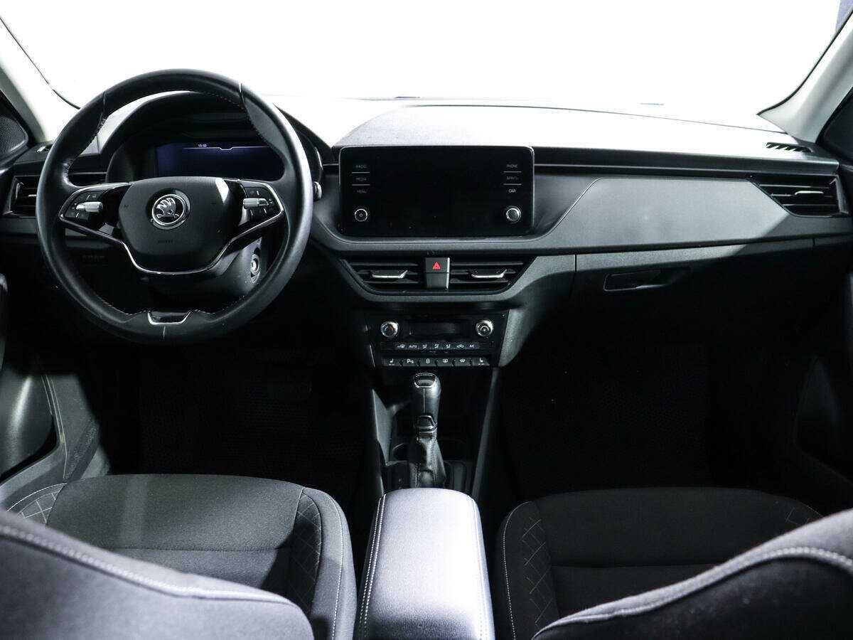 Б/У Шкода Рапид 2021 года. Фото: #11