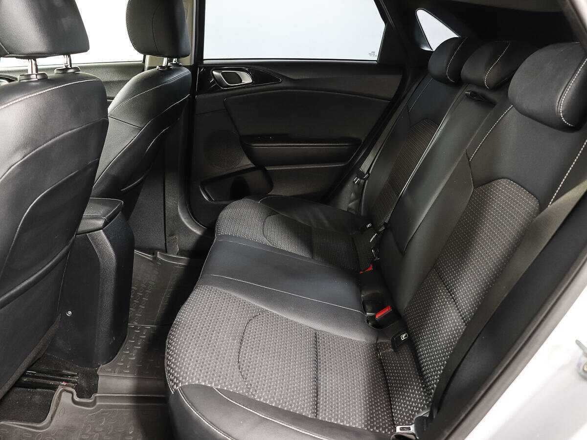 Б/У Киа Сид 2018 года. Фото: #9