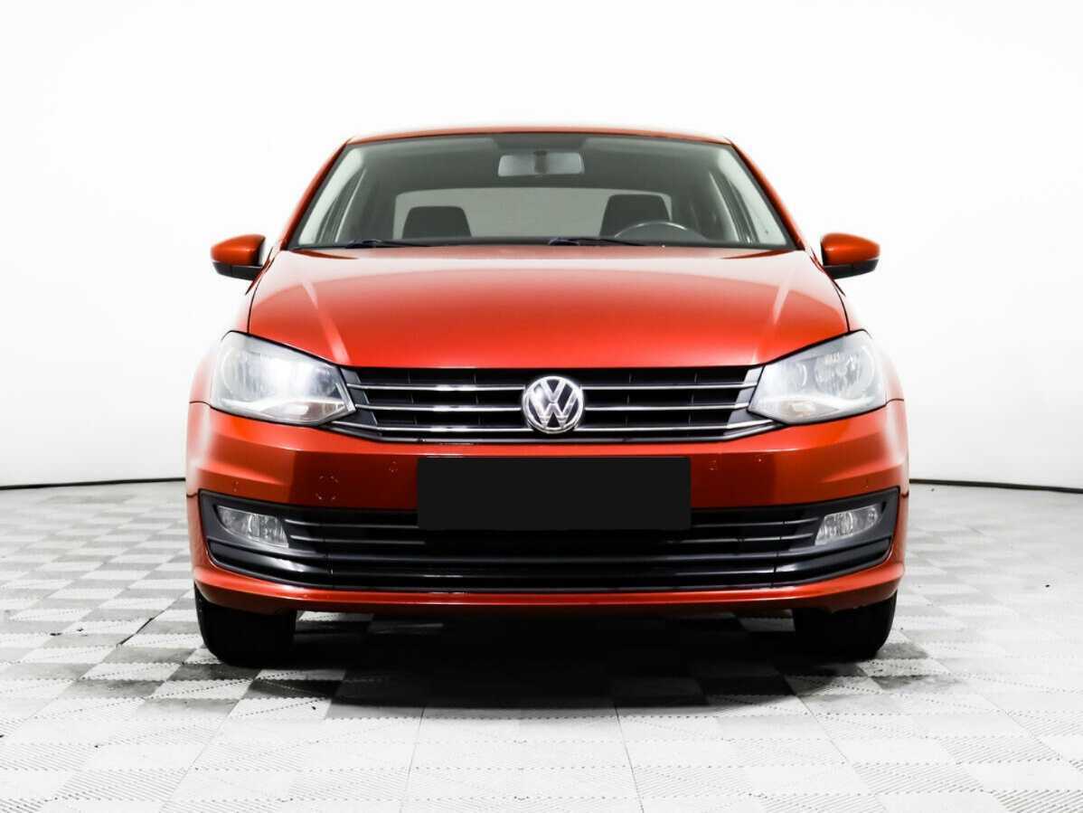 Б/У Фольксваген Поло 2015 года. Фото: #1