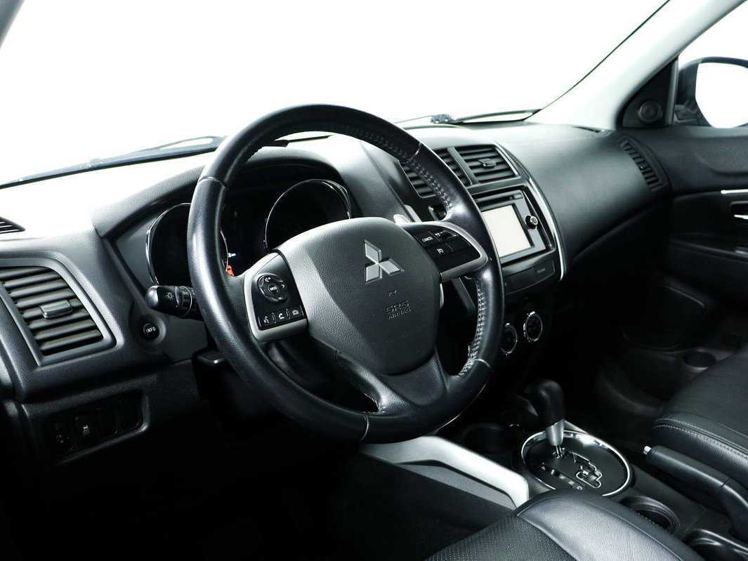 Б/У Митсубиши АС-Икс 2013 года. Фото: #12