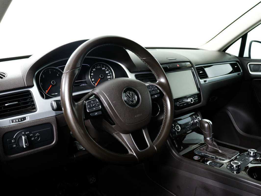 Volkswagen Touareg 2012 года с пробегом. Фото: #12