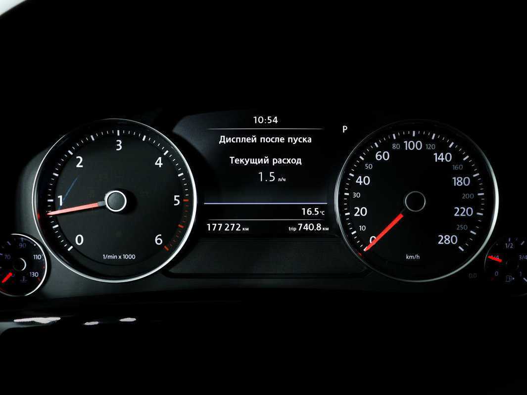 Volkswagen Touareg 2012 года с пробегом. Фото: #9