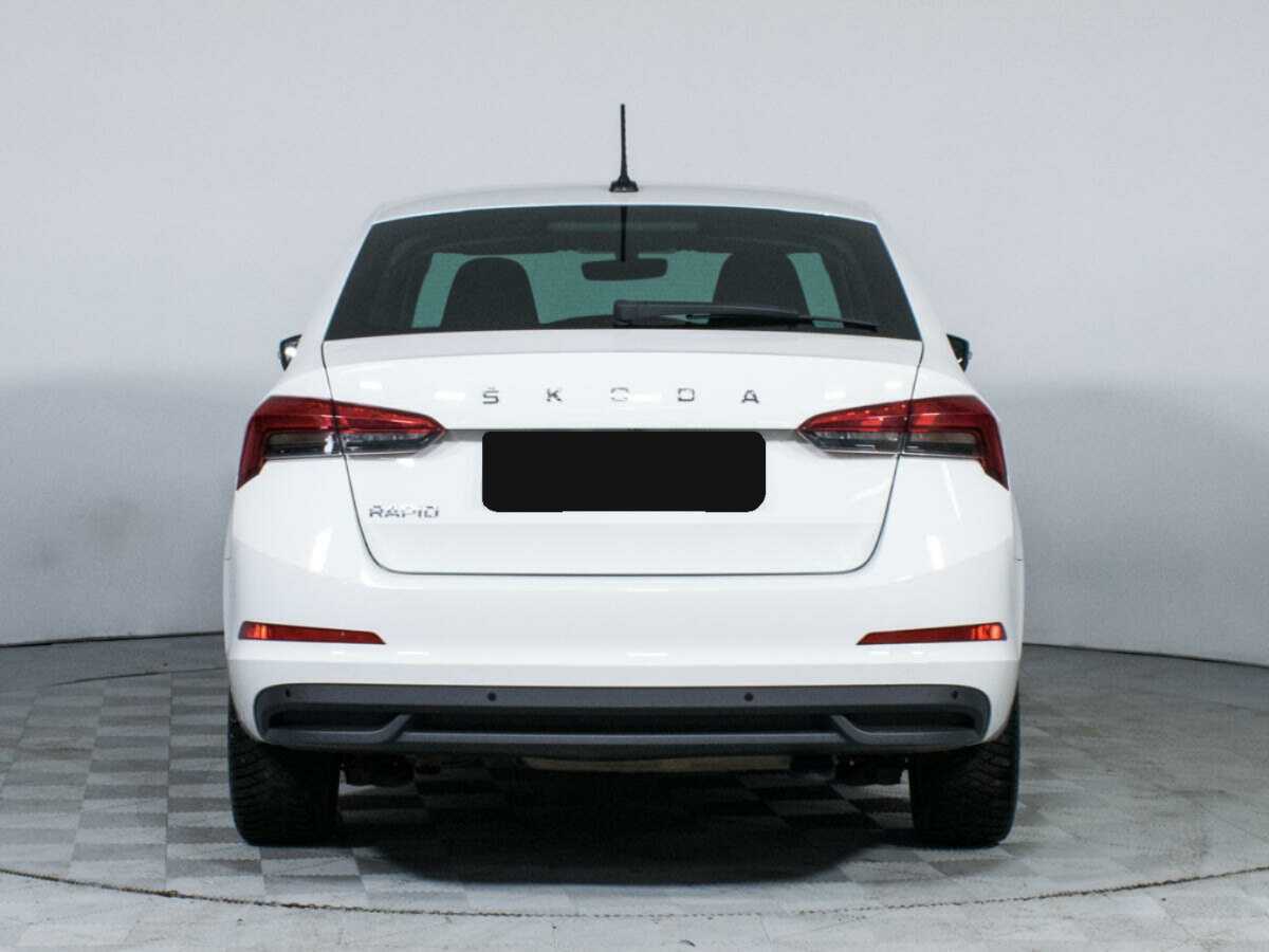 Б/У Шкода Рапид 2021 года. Фото: #5