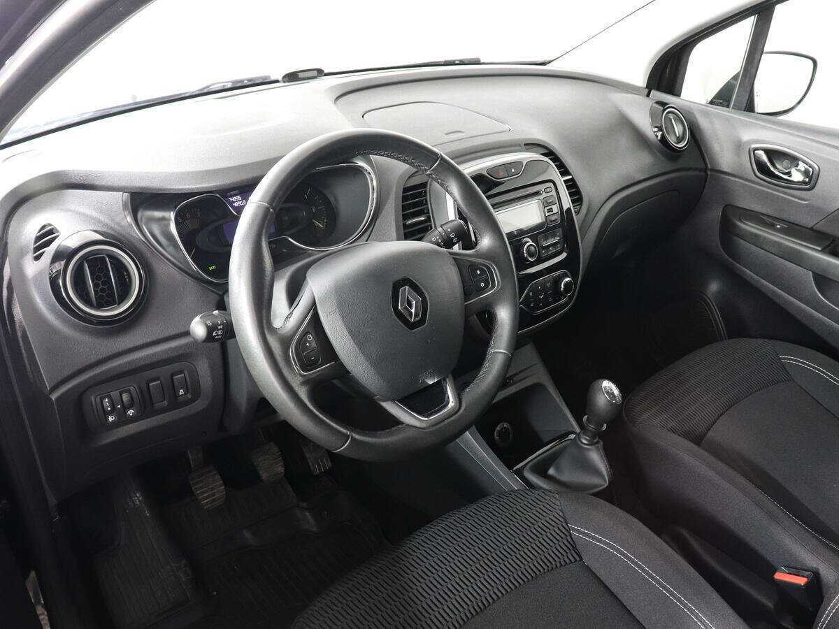 Б/У Рено Каптюр 2016 года. Фото: #8