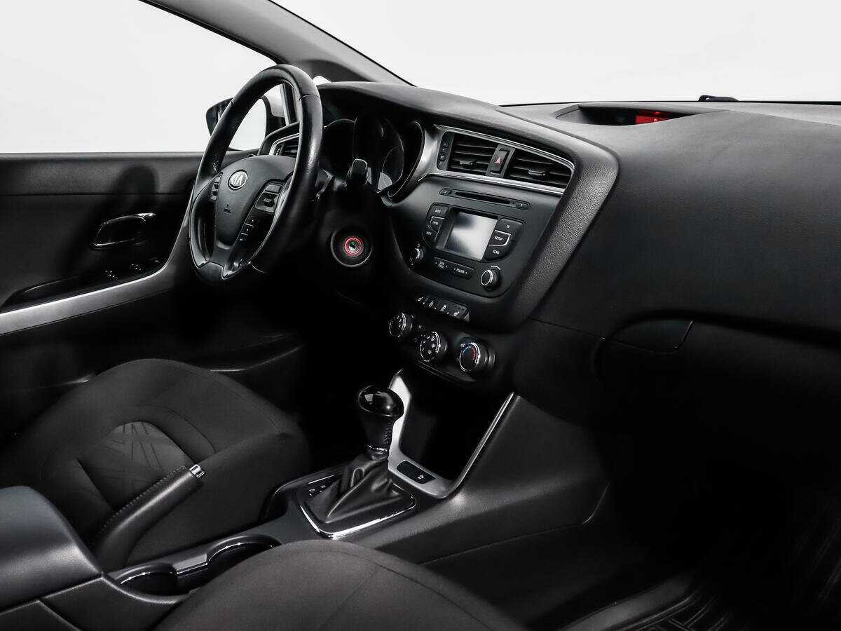 Б/У Киа Сид 2016 года. Фото: #10