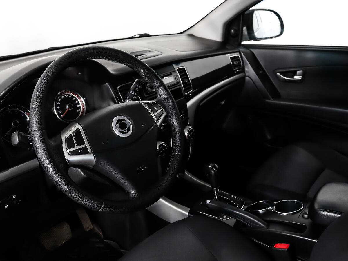 Б/У Сан-Ён Актион 2012 года. Фото: #8