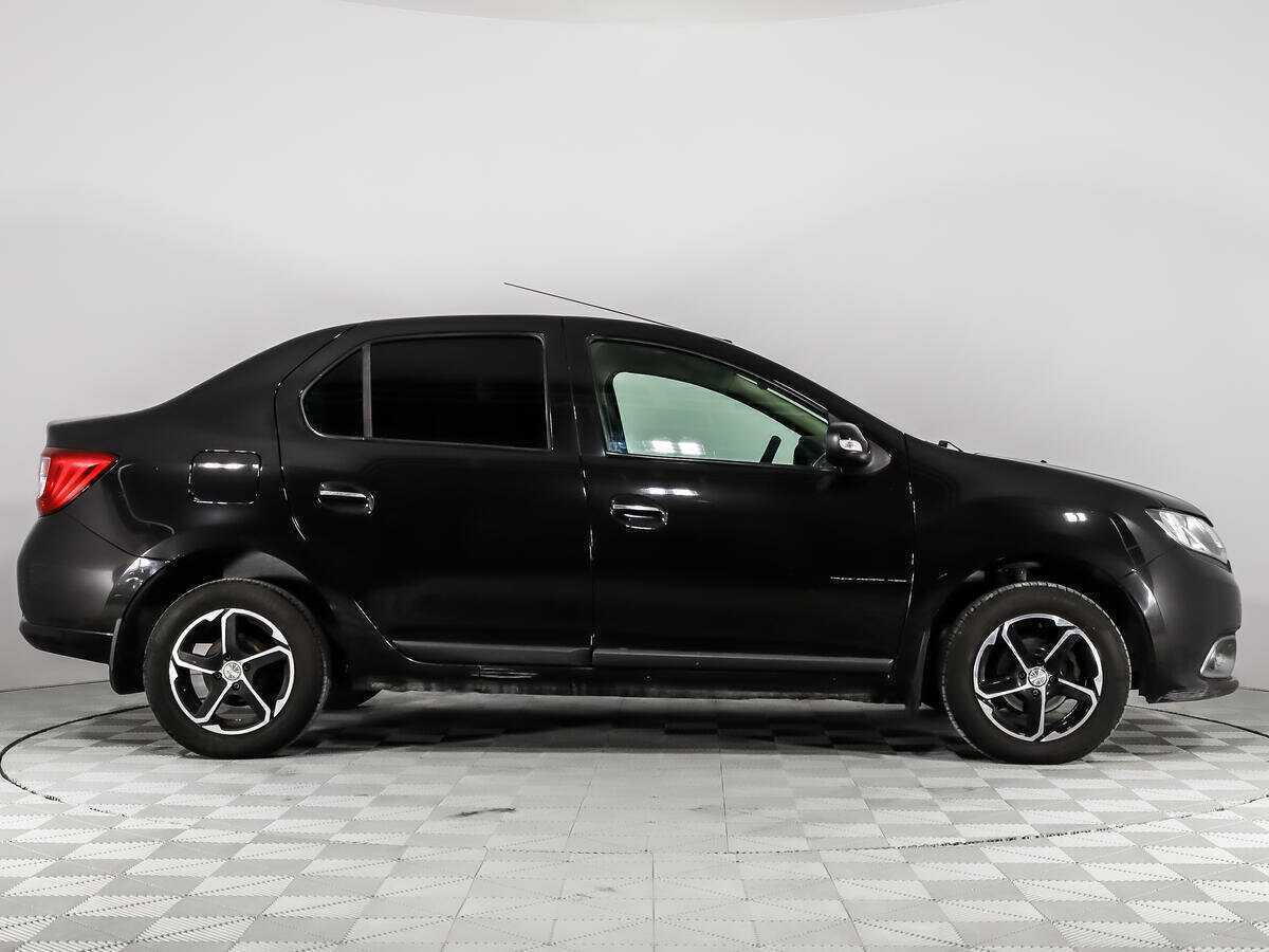 Б/У Рено Логан 2014 года. Фото: #3