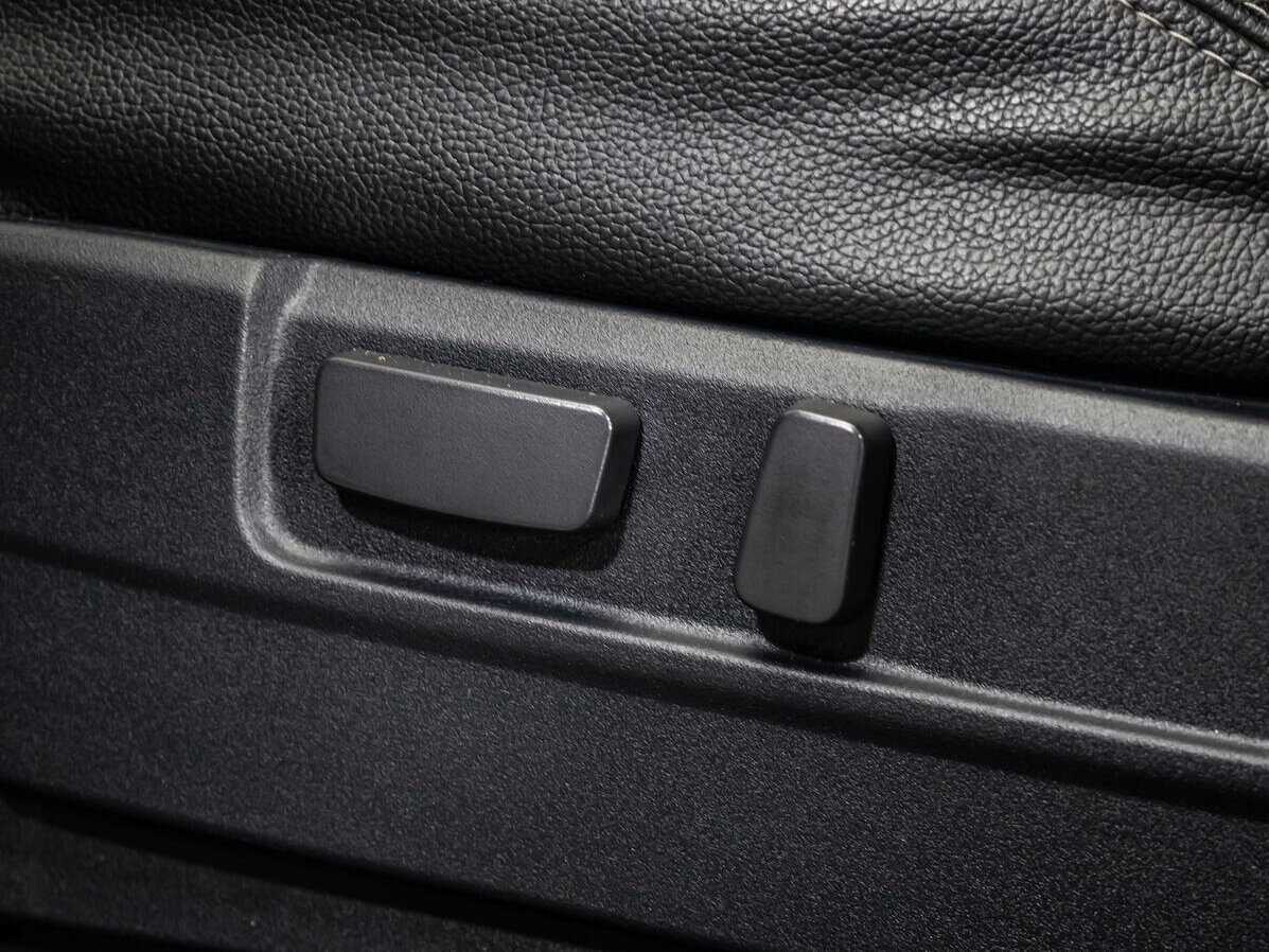 Б/У Митсубиши Оутлэндер 2014 года. Фото: #19