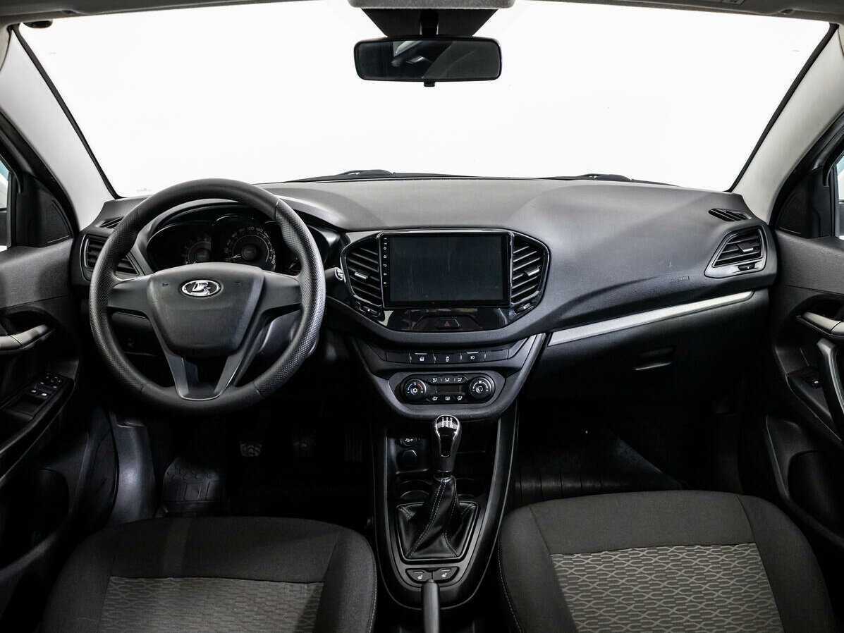 Б/У Лада (ВАЗ) Веста 2017 года. Фото: #12