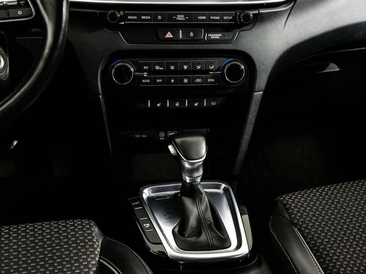 Б/У Киа Сид 2018 года. Фото: #13