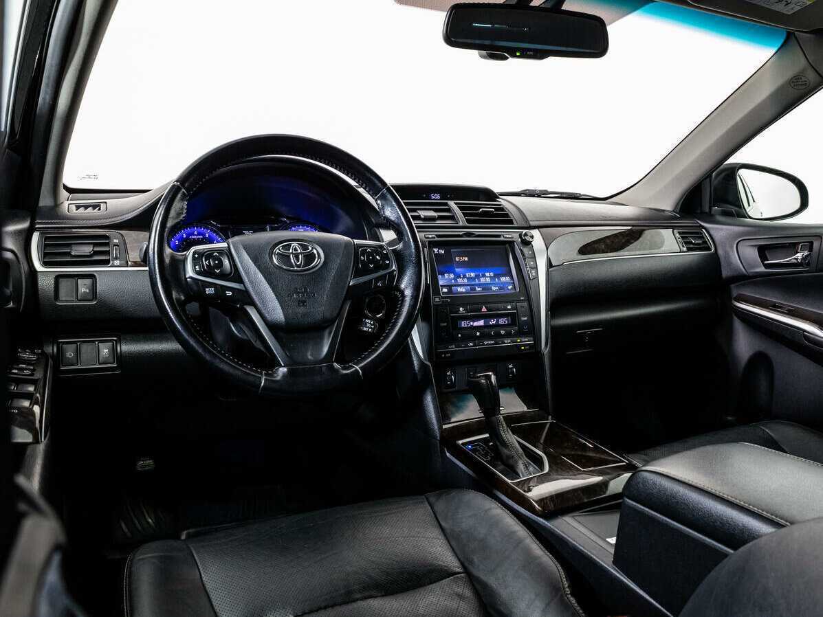 Toyota Camry 2016 года с пробегом. Фото: #8