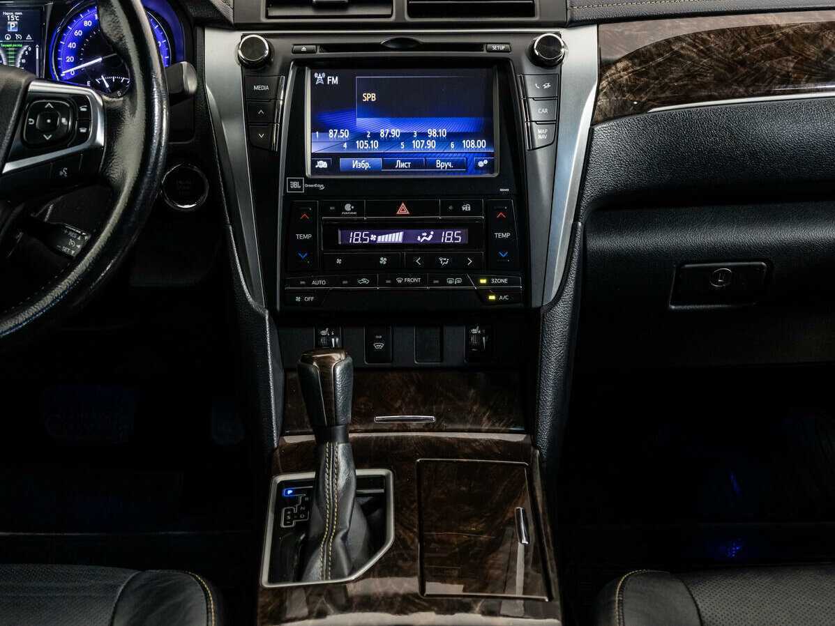 Toyota Camry 2016 года с пробегом. Фото: #11