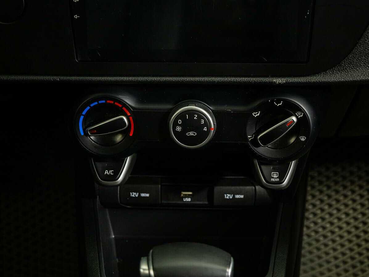 Б/У Киа Рио 2021 года. Фото: #13