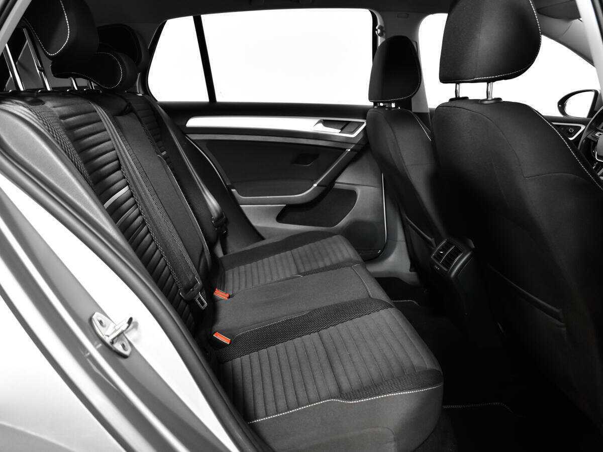 Б/У Фольксваген Гольф 2014 года. Фото: #9