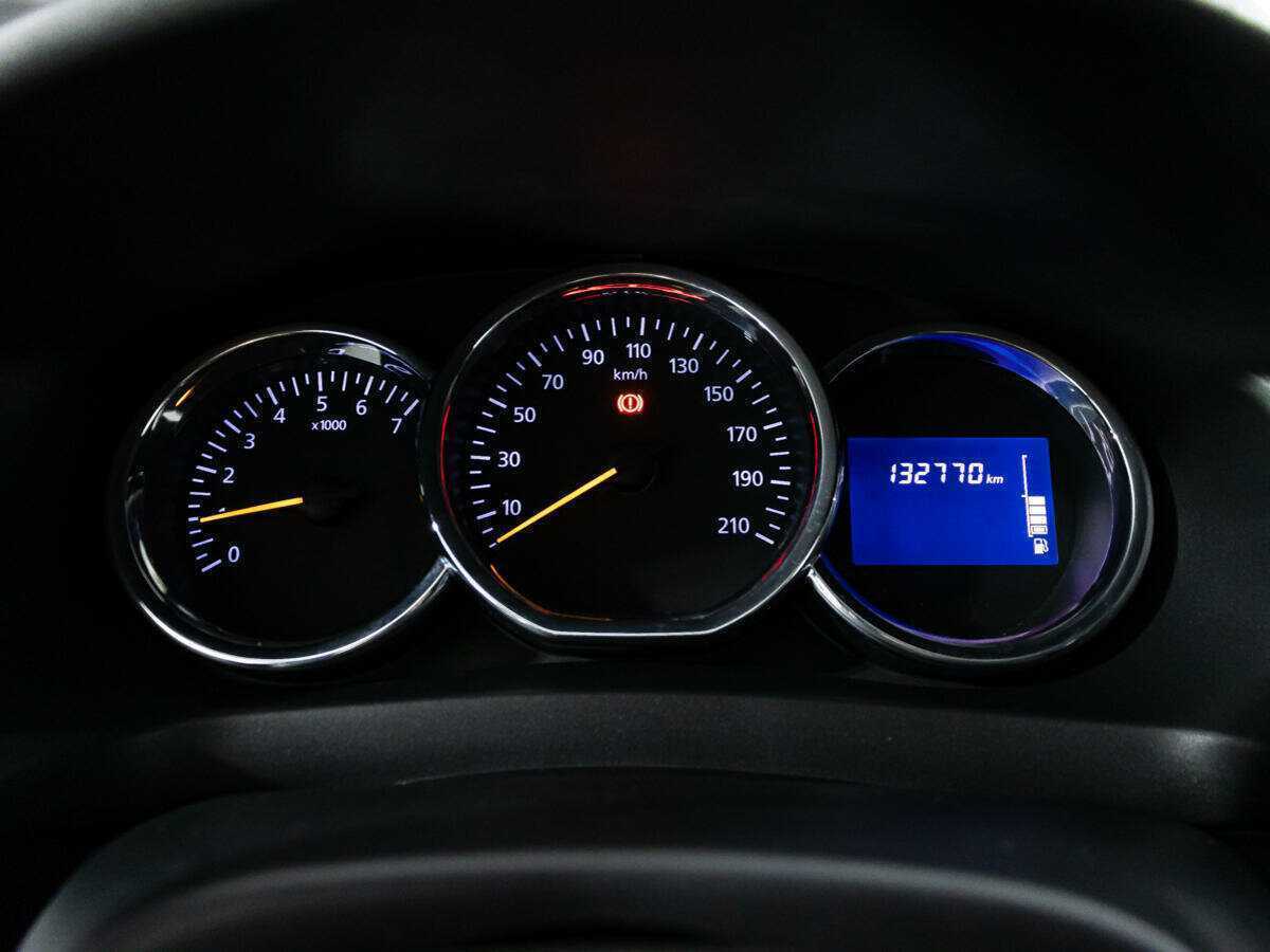 Б/У Рено Сандеро 2018 года. Фото: #10