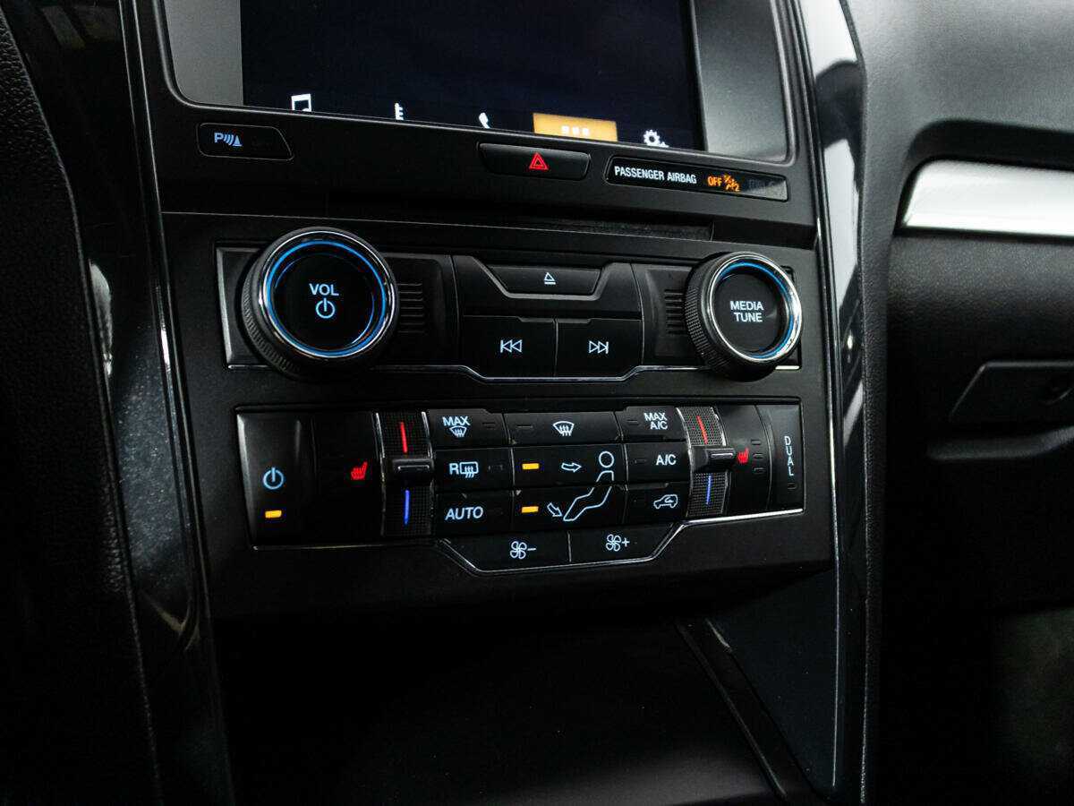Ford Explorer 2017 года с пробегом. Фото: #16