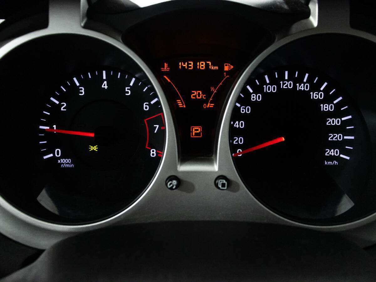 Б/У Ниссан Жук 2013 года. Фото: #10