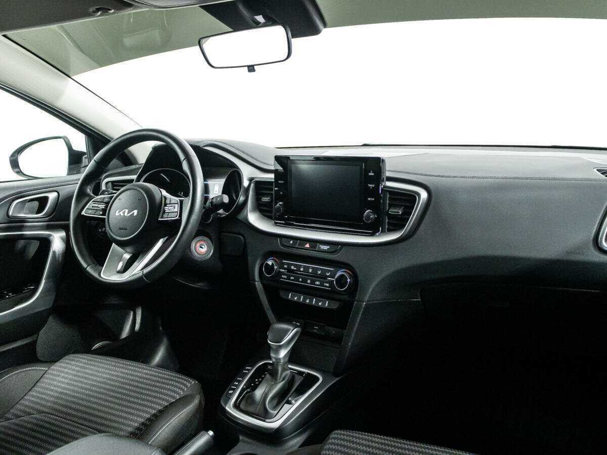 Kia Ceed 2023 года с пробегом. Фото: #8