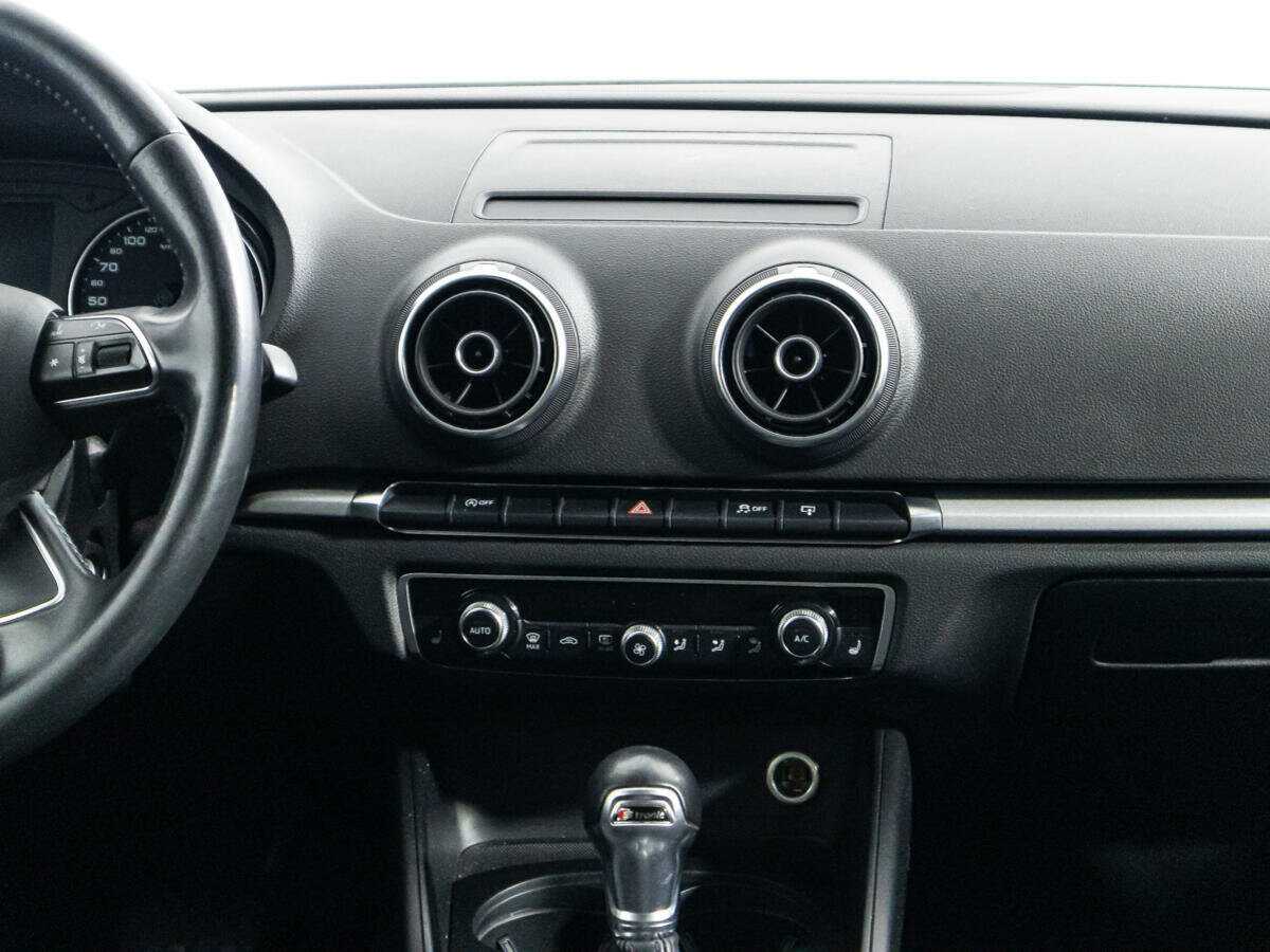 Audi A3 2015 года с пробегом. Фото: #13