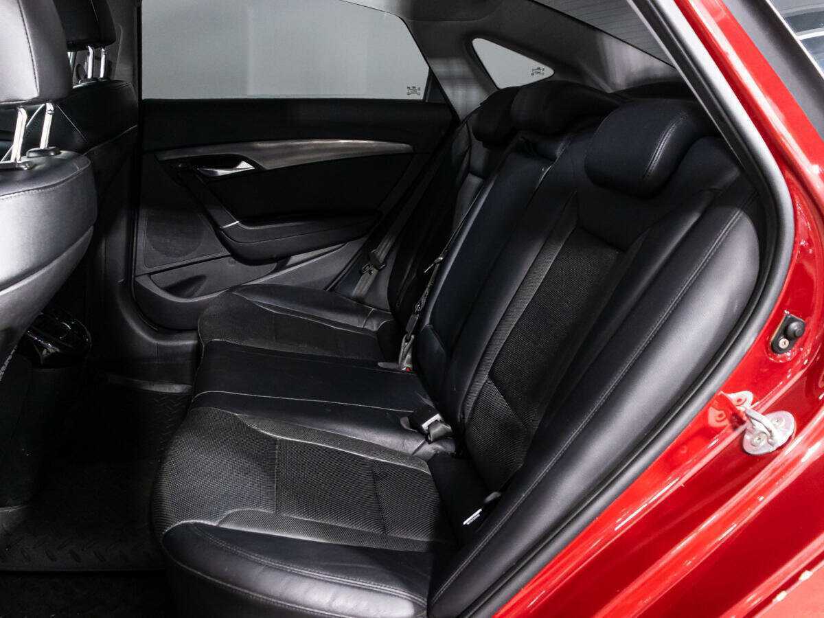 Б/У Хендай ай40 2015 года. Фото: #9