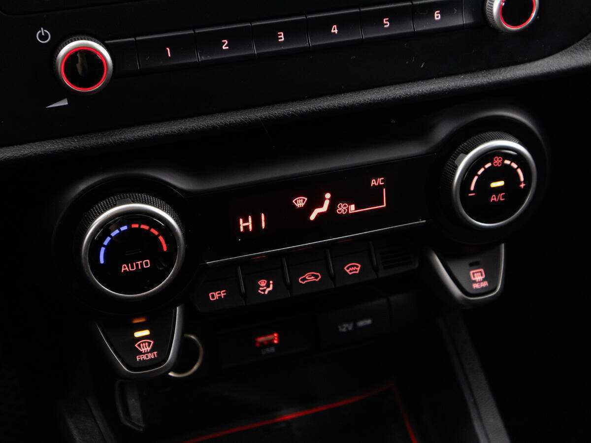 Б/У Киа Рио 2020 года. Фото: #19