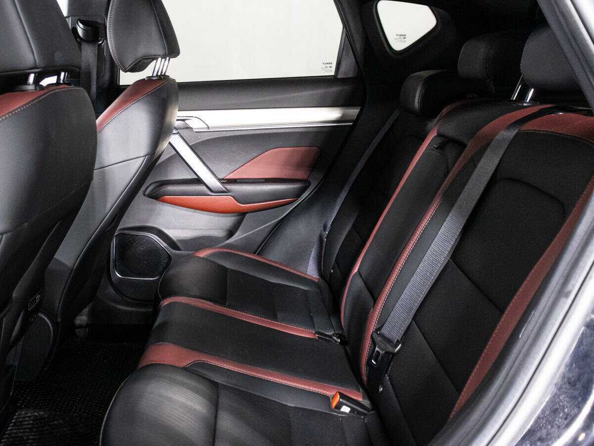 Б/У Джили Кулрэй 2021 года. Фото: #8