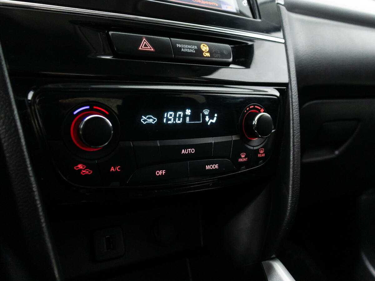 Б/У Сузуки Витара 2017 года. Фото: #15