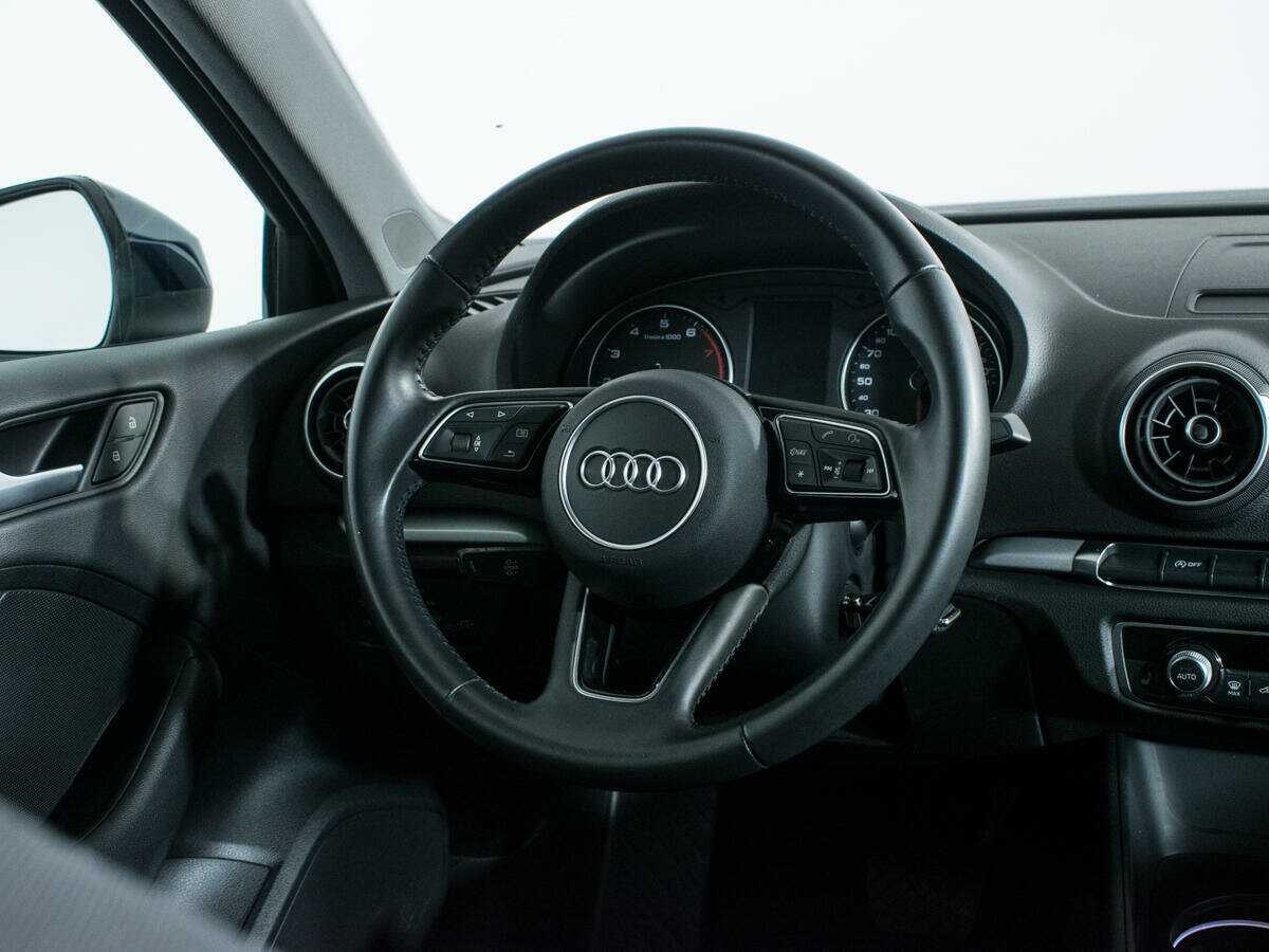 Audi A3 2019 года с пробегом. Фото: #13