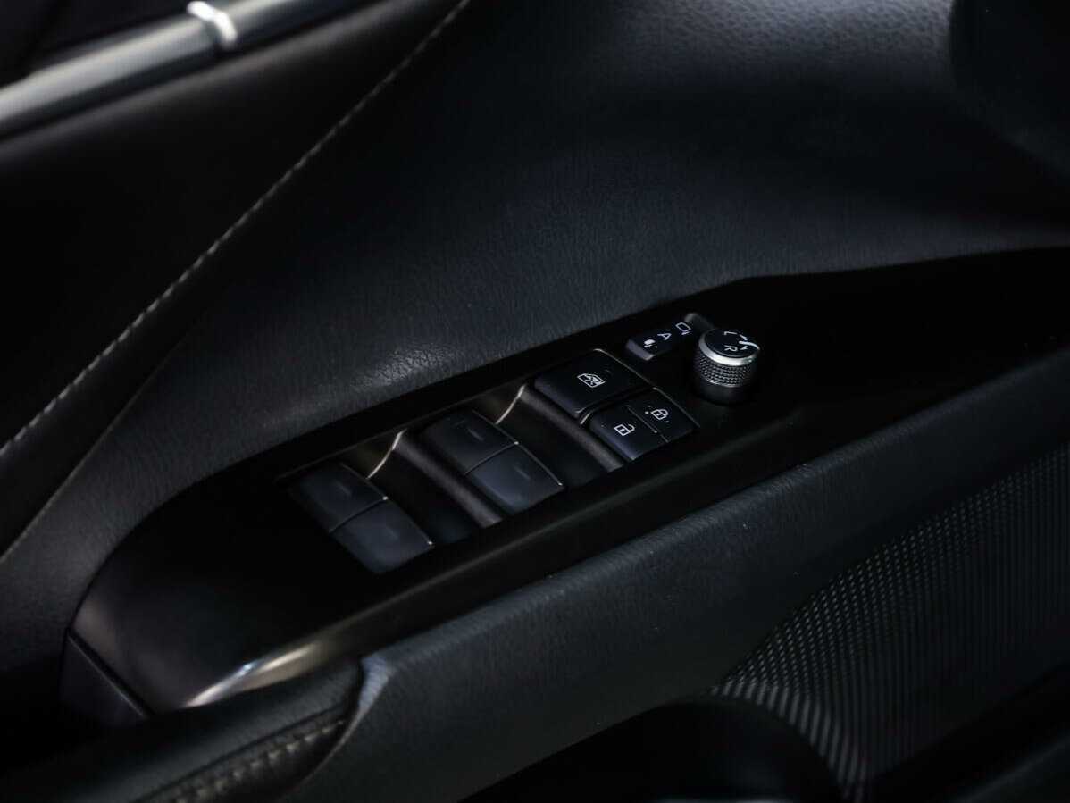 Toyota Camry 2021 года с пробегом. Фото: #15