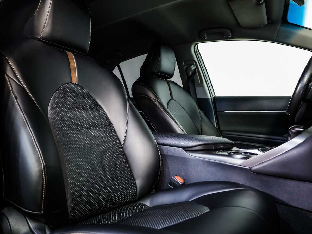 Toyota Camry 2022 года с пробегом. Фото: #10