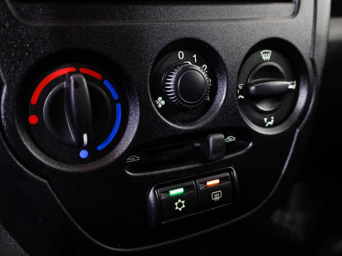 Б/У Лада (ВАЗ) Гранта 2014 года. Фото: #13