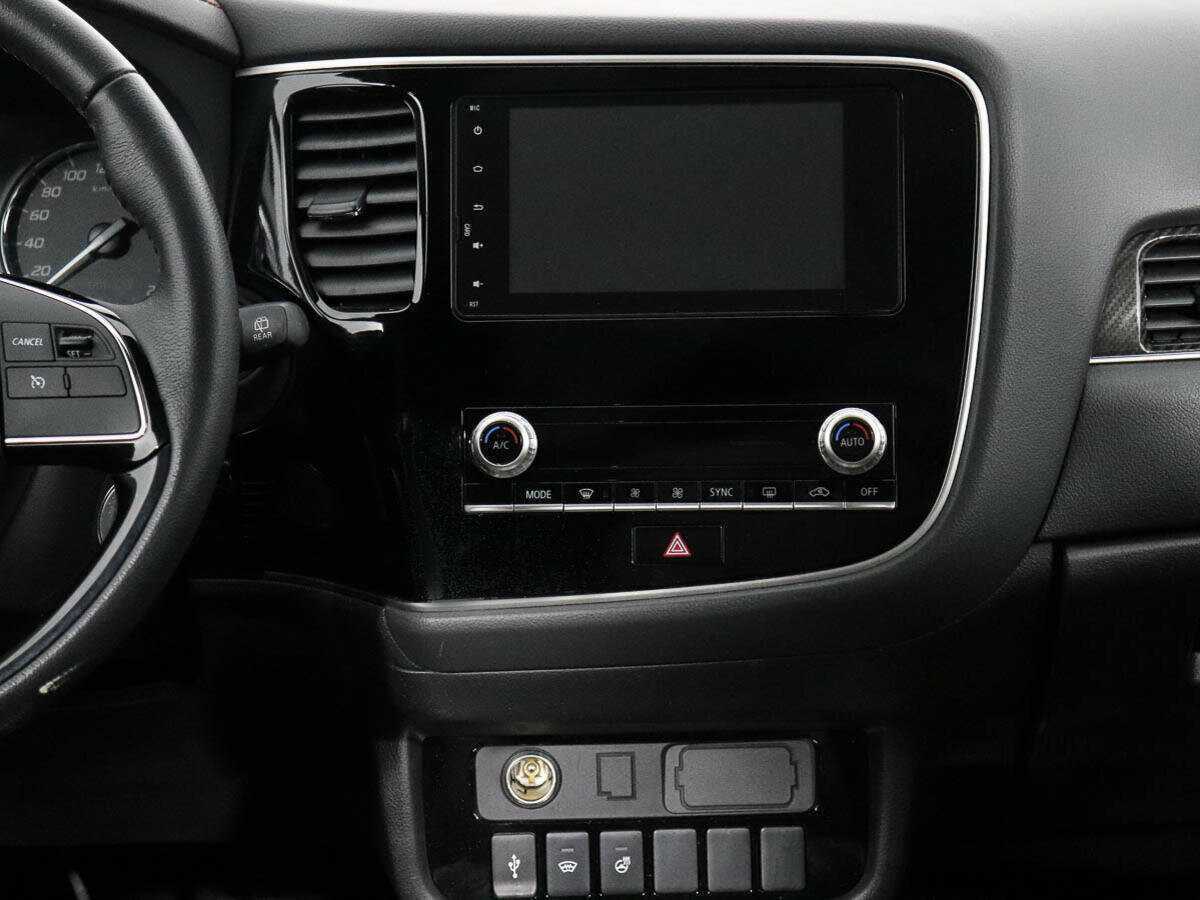 Mitsubishi Outlander 2021 года с пробегом. Фото: #16