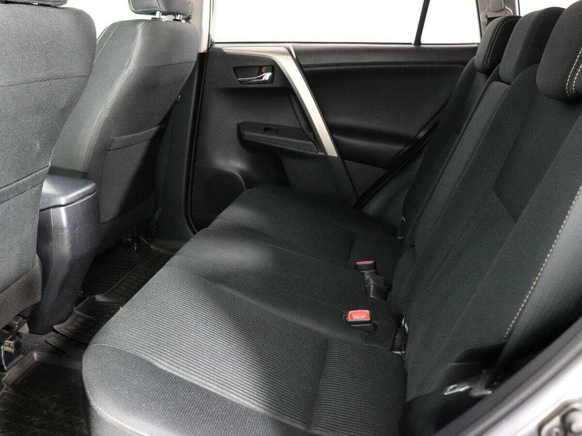 Б/У Тойота Рав4 2013 года. Фото: #10