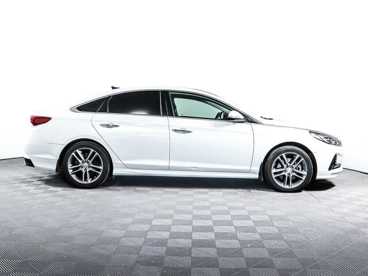 Hyundai Sonata 2018 года с пробегом. Фото: #3