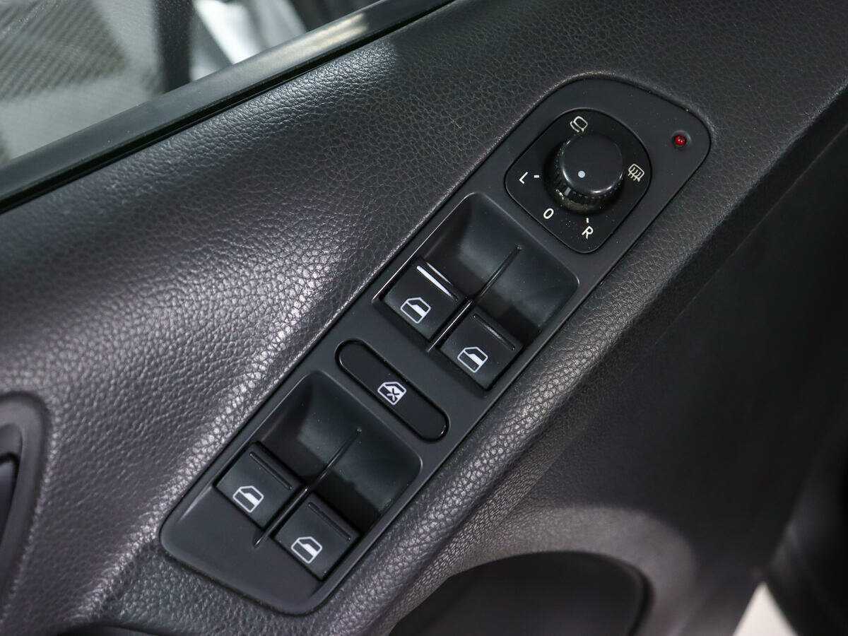 Б/У Фольксваген Тигуан 2012 года. Фото: #12