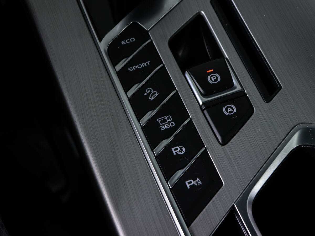 Б/У Джили Кулрэй 2021 года. Фото: #17