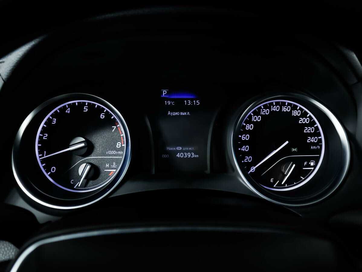 Toyota Camry 2021 года с пробегом. Фото: #8