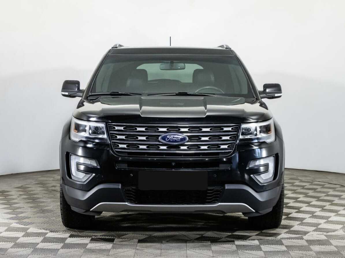 Ford Explorer 2016 года с пробегом. Фото: #1