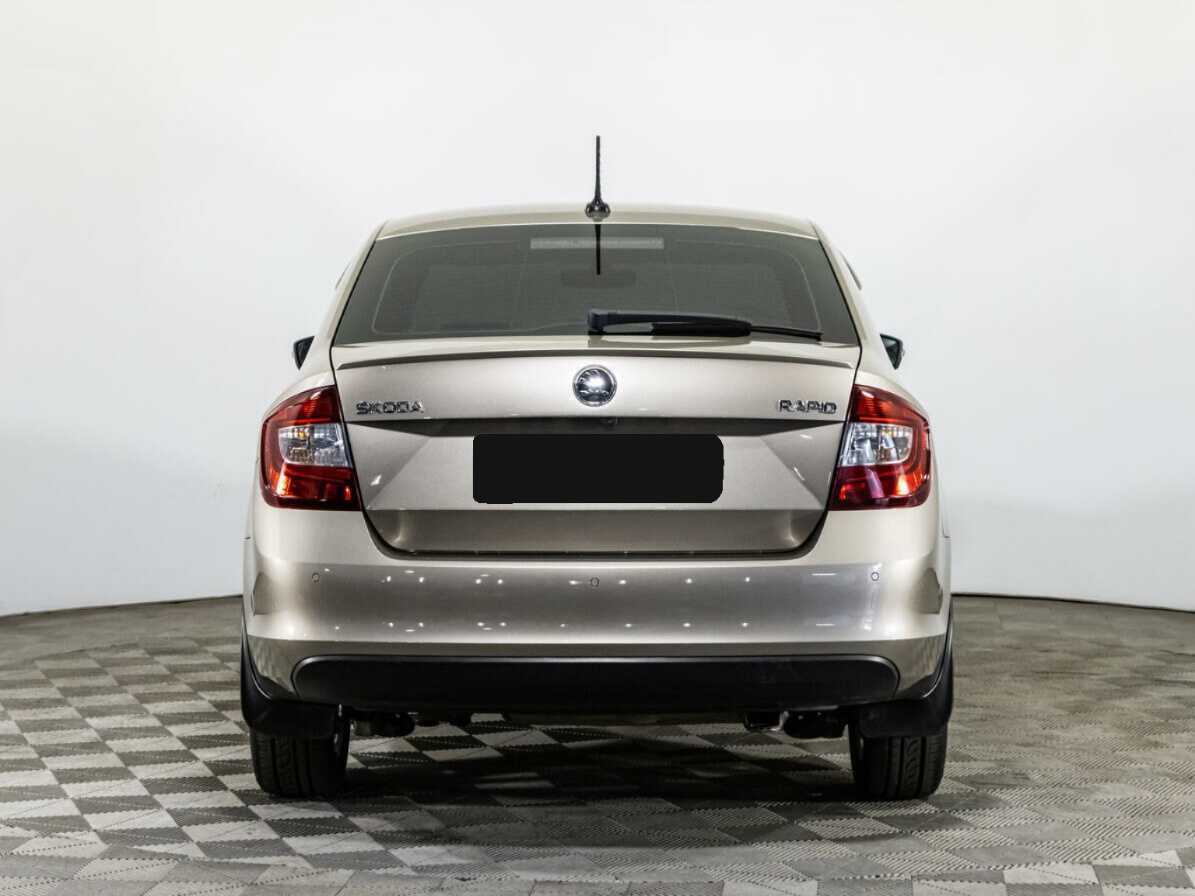 Б/У Шкода Рапид 2019 года. Фото: #4