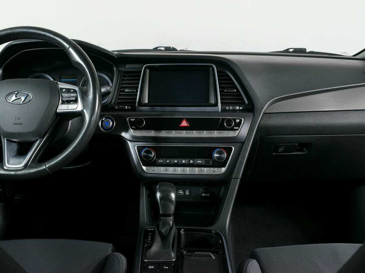 Б/У Хендай Соната 2017 года. Фото: #3