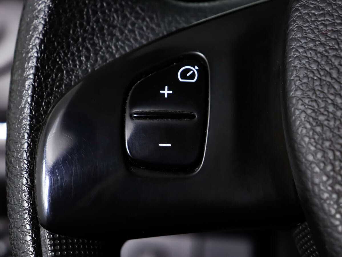 Б/У Рено Логан 2018 года. Фото: #14